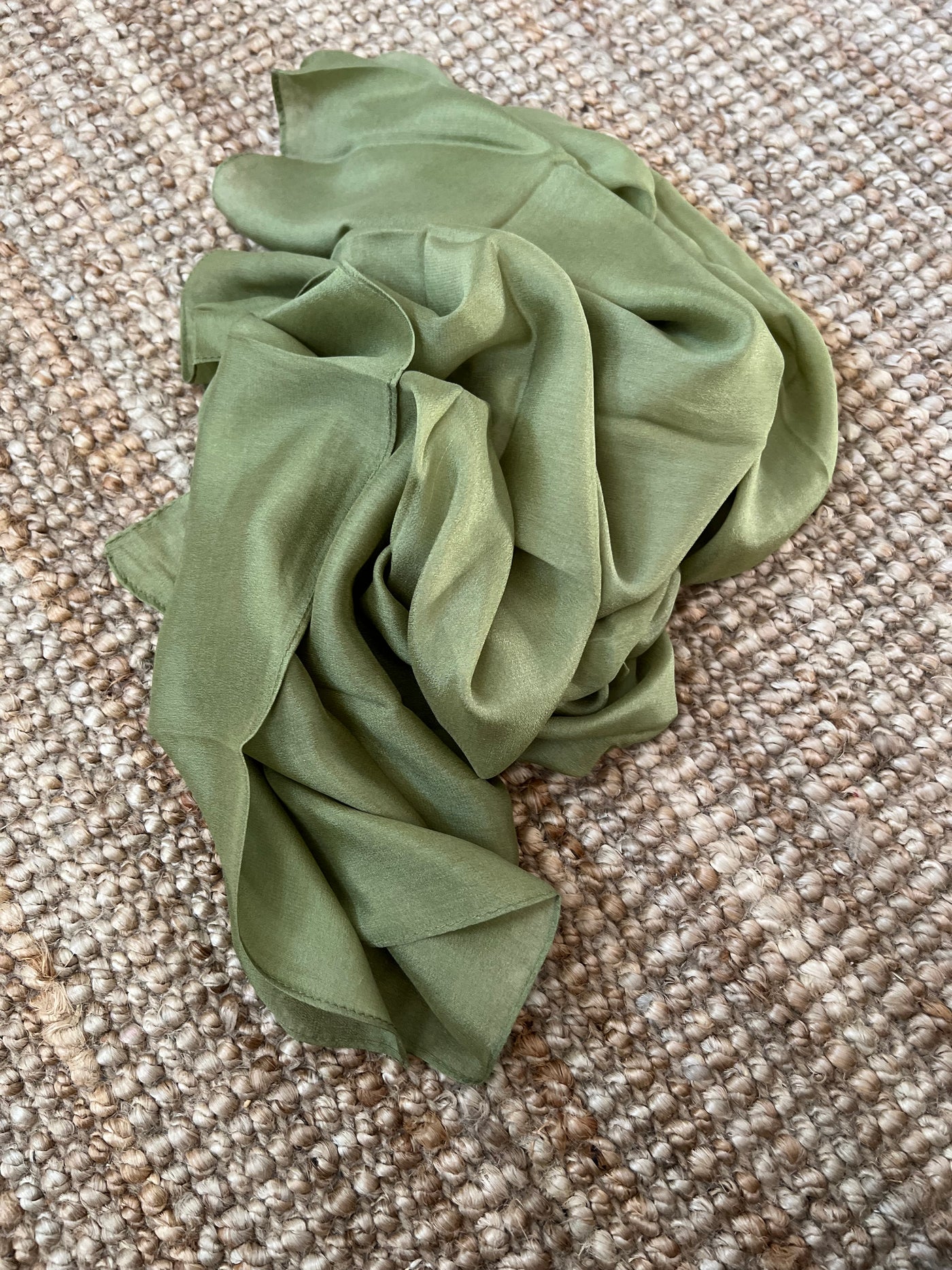 Moss Green Silk Crepe Hijab